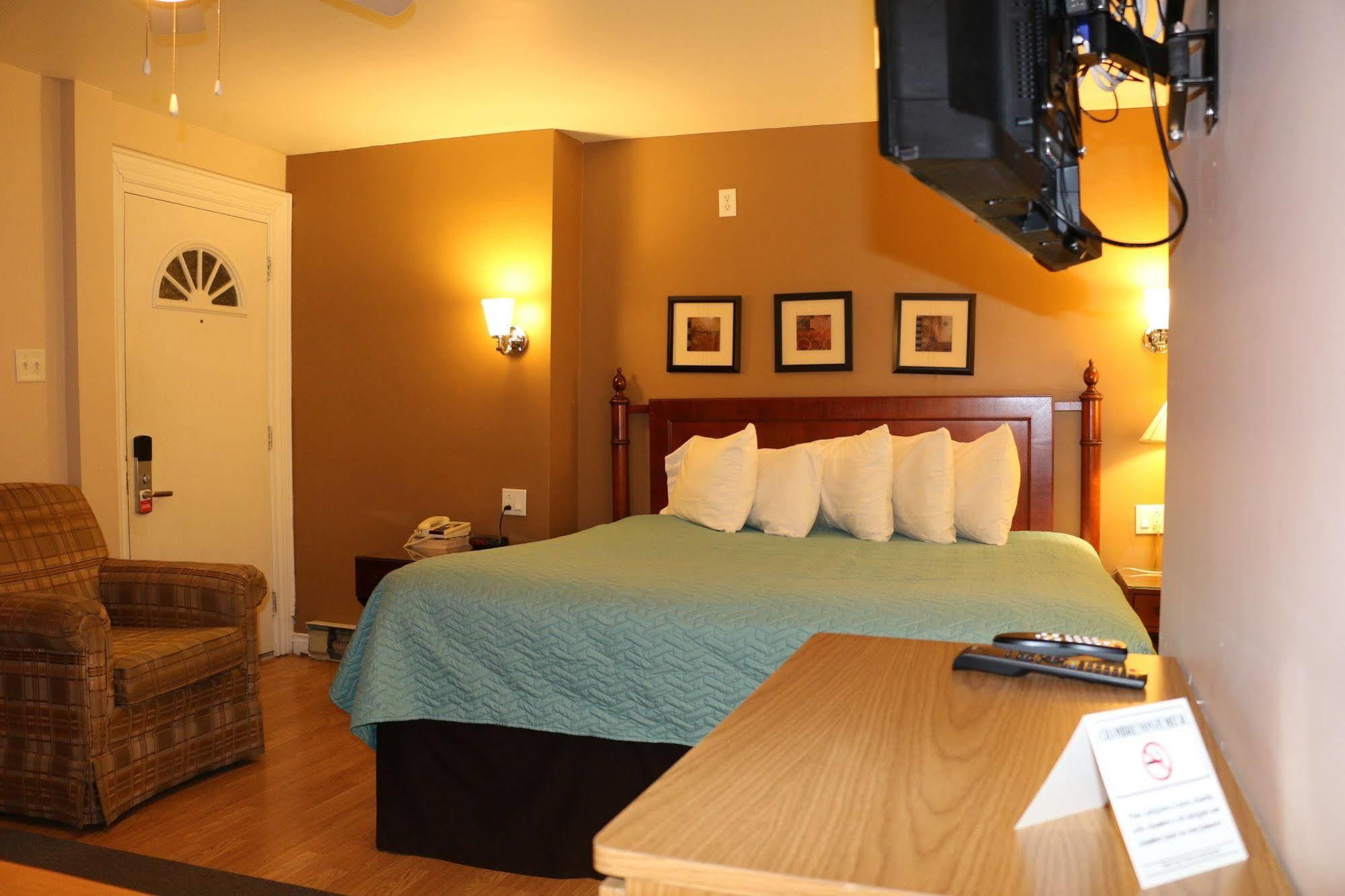Midtown Motel & Suites Moncton Extérieur photo